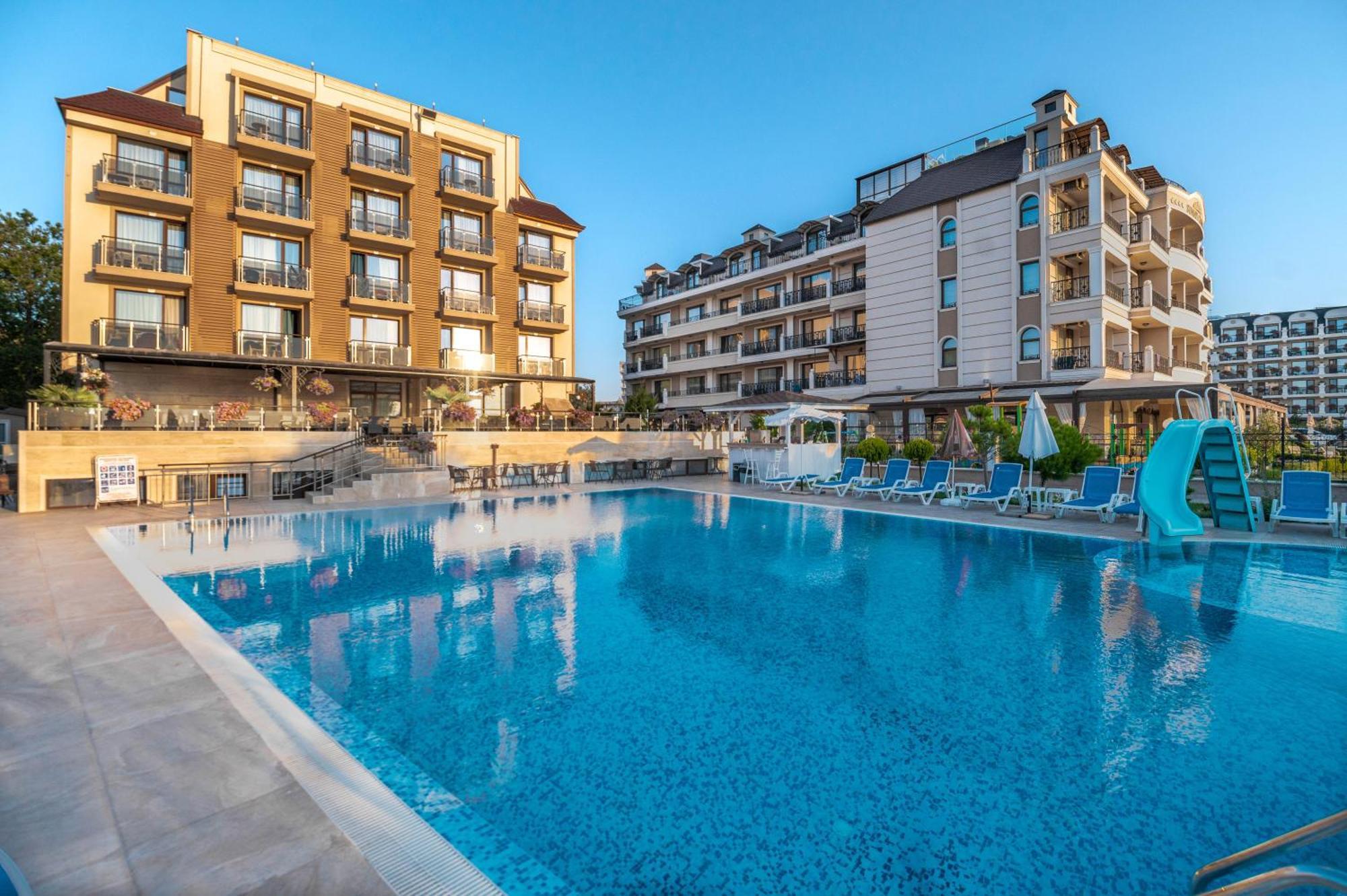 קרנבו Speranta Hotel & Villas מראה חיצוני תמונה